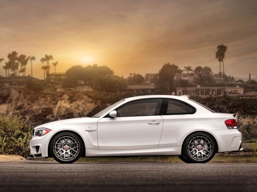  BMW 1M GTS-V Coupe by Vorsteiner 2012 года  (фото 9 из 14)
